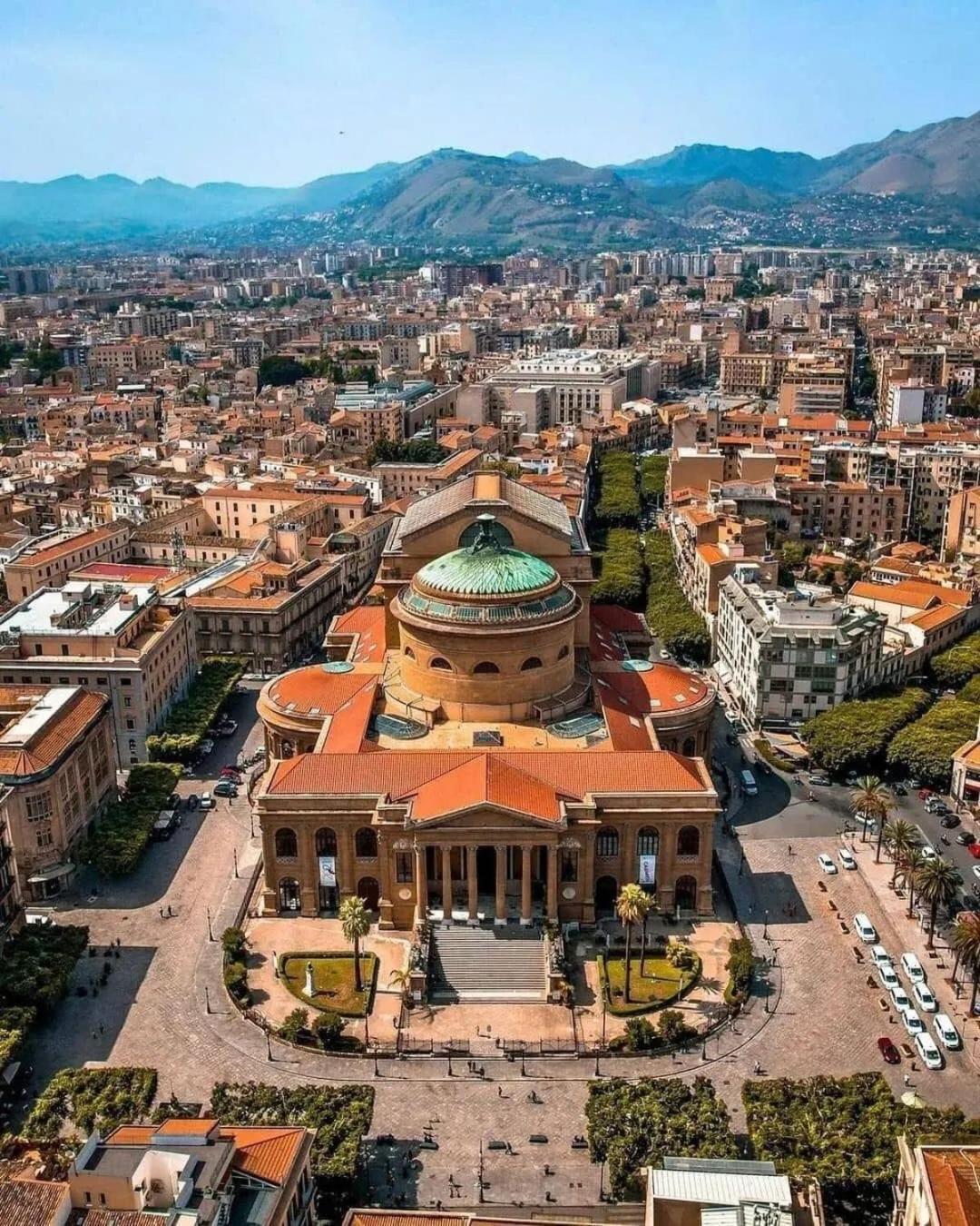 Castelnuovo Rooms #Politeama Palermo Exterior photo