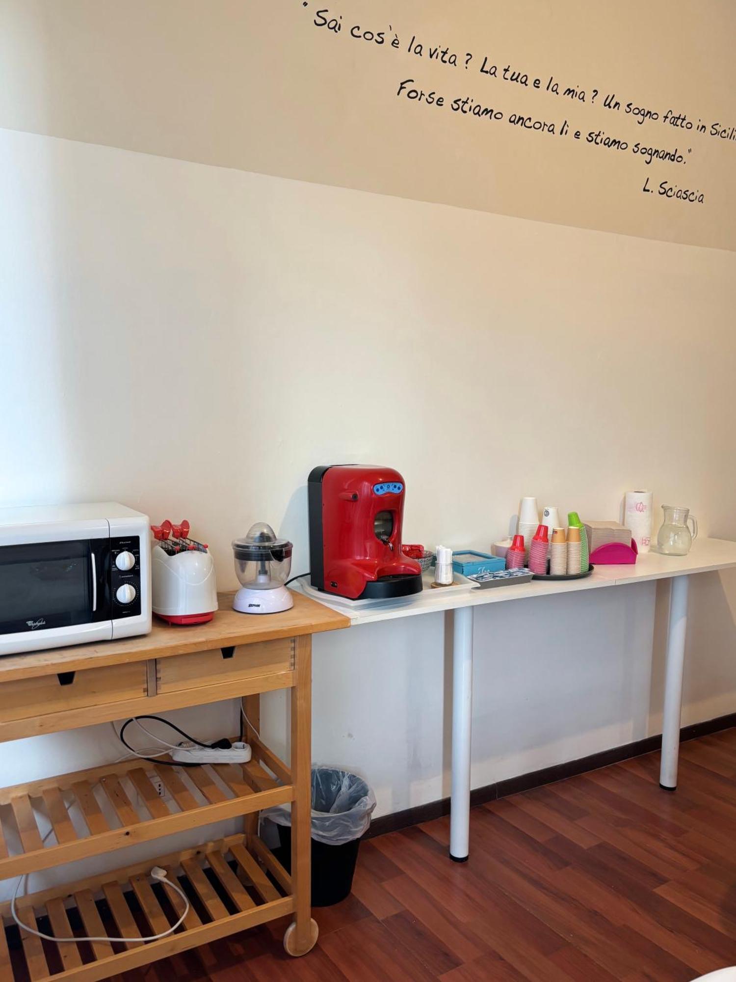 Castelnuovo Rooms #Politeama Palermo Exterior photo