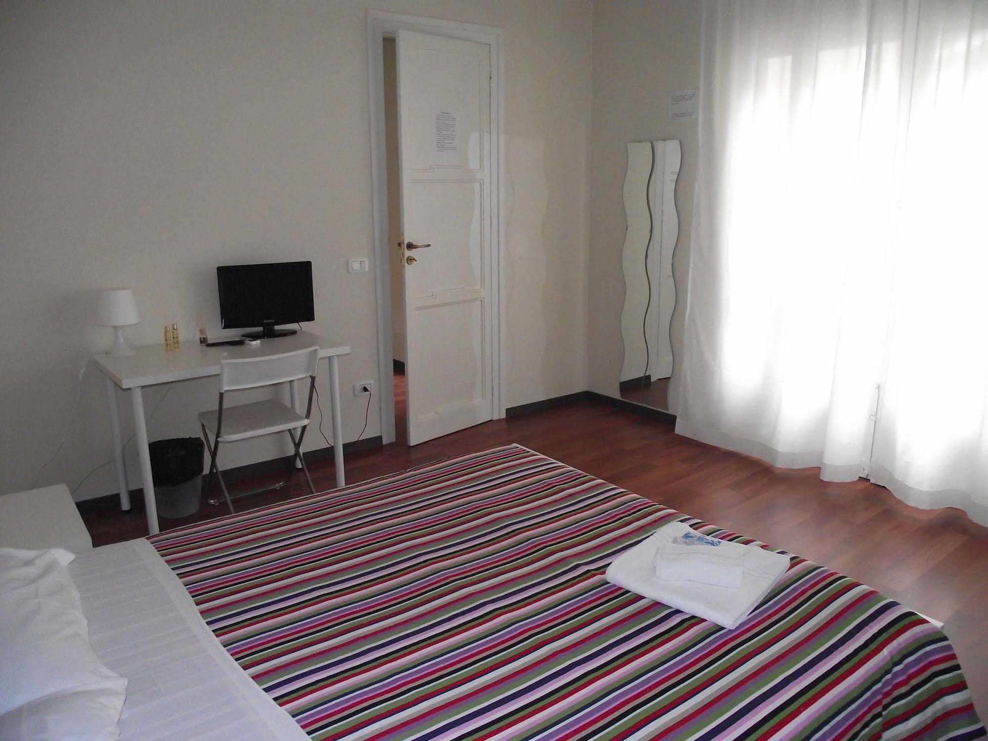 Castelnuovo Rooms #Politeama Palermo Exterior photo